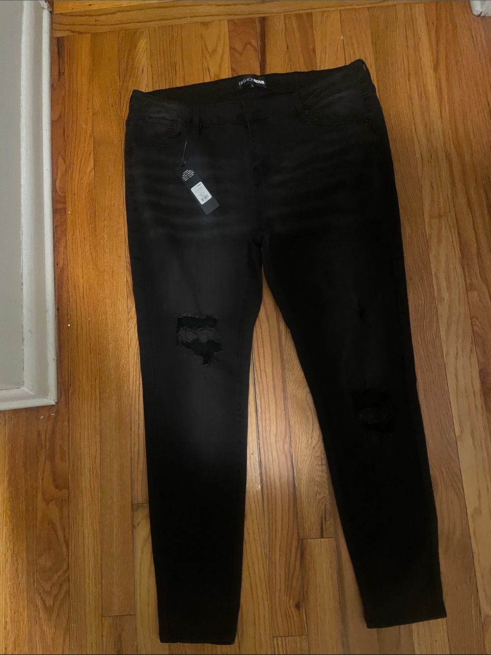 Fashion Nova Black Ripped High-Rise Skinny Jeans